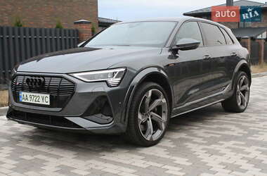 Позашляховик / Кросовер Audi e-tron S 2022 в Києві