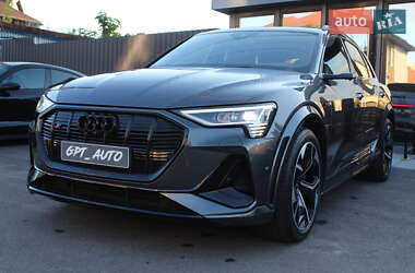 Внедорожник / Кроссовер Audi e-tron S 2022 в Киеве