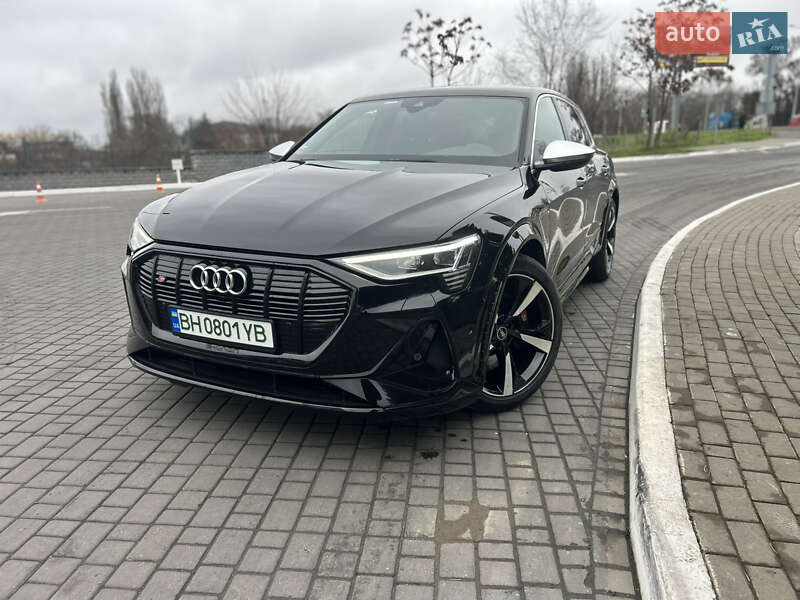 Внедорожник / Кроссовер Audi e-tron S 2022 в Одессе