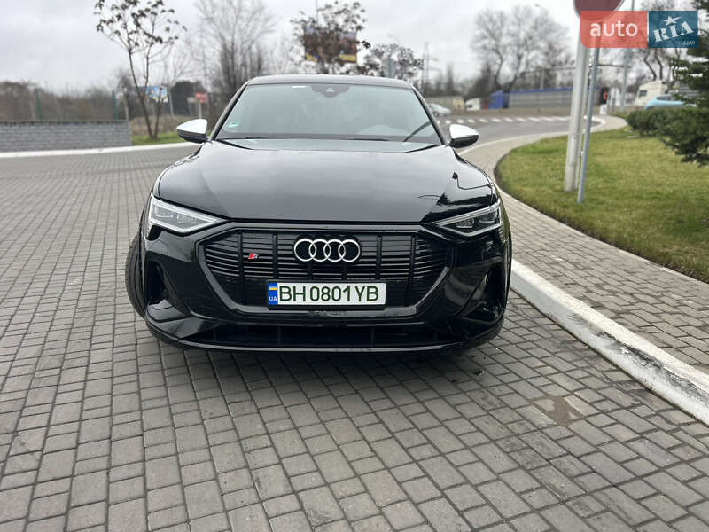 Внедорожник / Кроссовер Audi e-tron S 2022 в Одессе