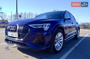 Внедорожник / Кроссовер Audi e-tron S 2022 в Киеве