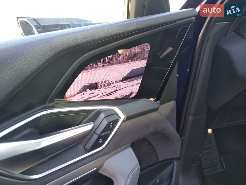 Внедорожник / Кроссовер Audi e-tron S 2022 в Киеве