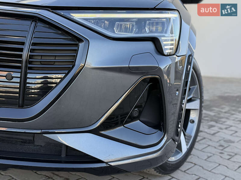 Внедорожник / Кроссовер Audi e-tron S 2020 в Хмельницком