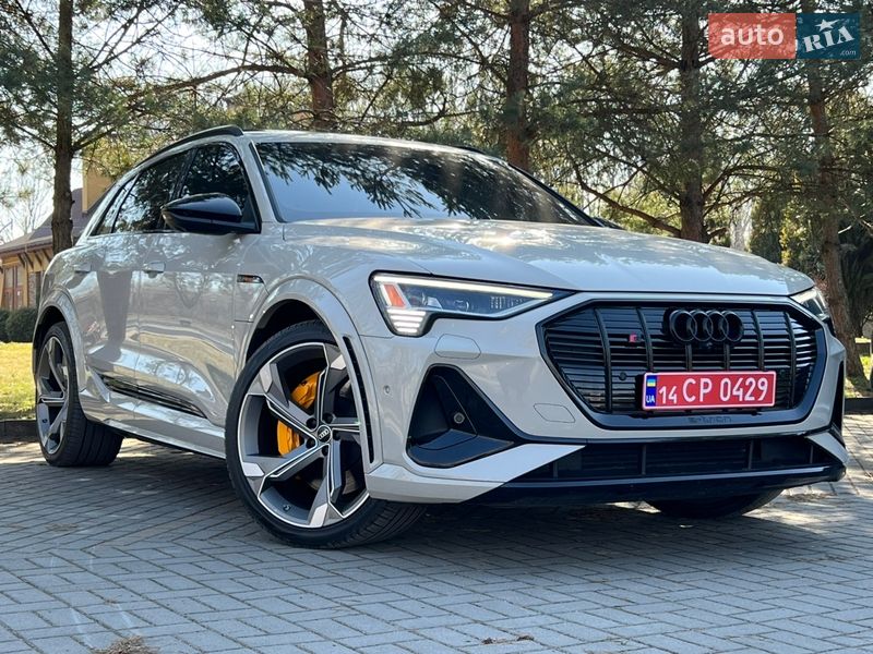 Внедорожник / Кроссовер Audi e-tron S 2022 в Ужгороде