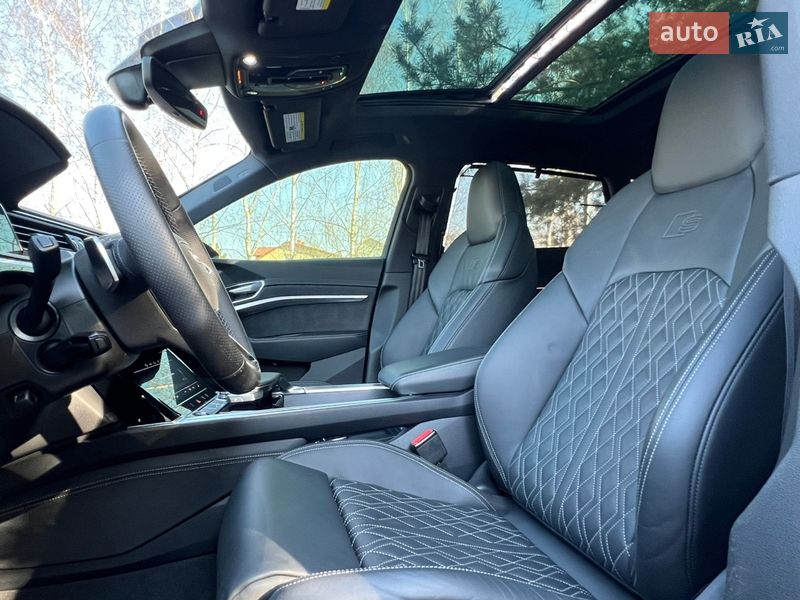Внедорожник / Кроссовер Audi e-tron S 2022 в Ужгороде
