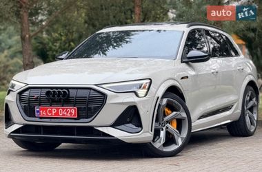 Позашляховик / Кросовер Audi e-tron S 2022 в Дрогобичі
