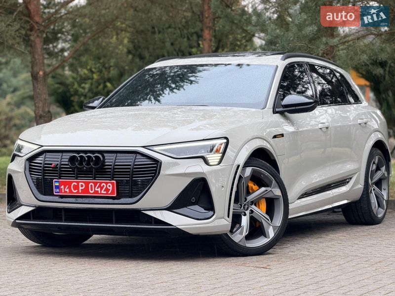 Audi e-tron S 2022