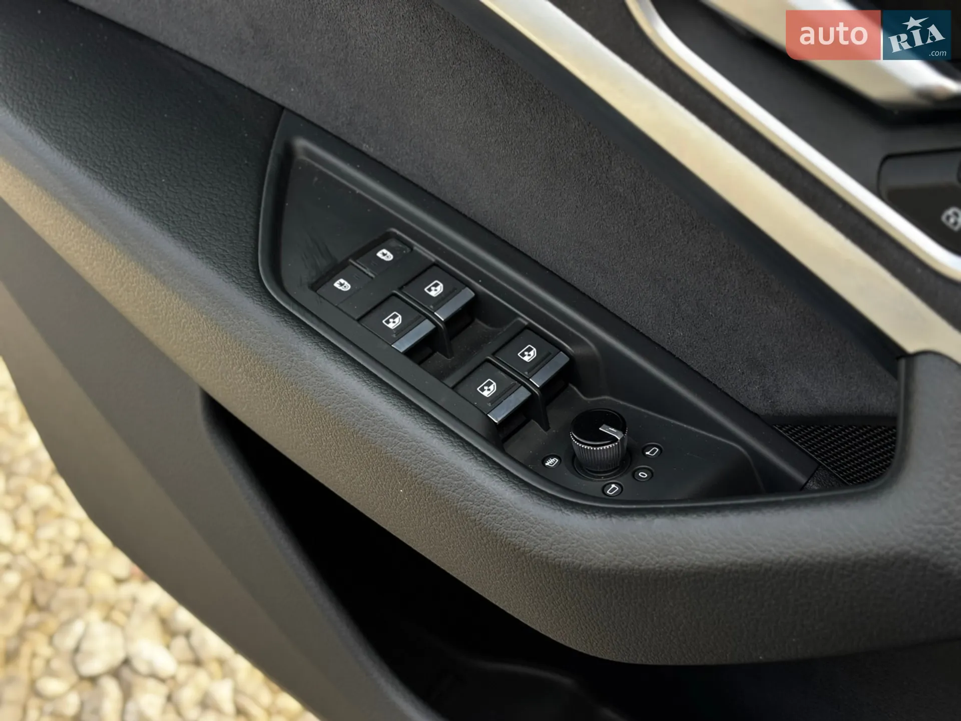 2021 Audi e-tron S - мініатюра 16