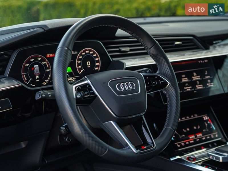 Внедорожник / Кроссовер Audi e-tron S 2022 в Черновцах