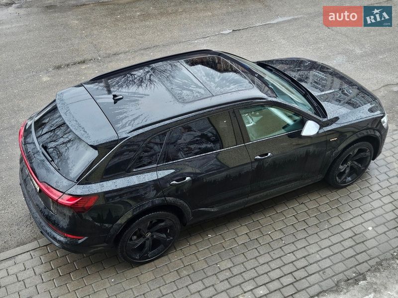 Внедорожник / Кроссовер Audi e-tron S 2021 в Коломые фото 27 Внедорожник / Кроссовер Audi e-tron S 2021 в Коломые