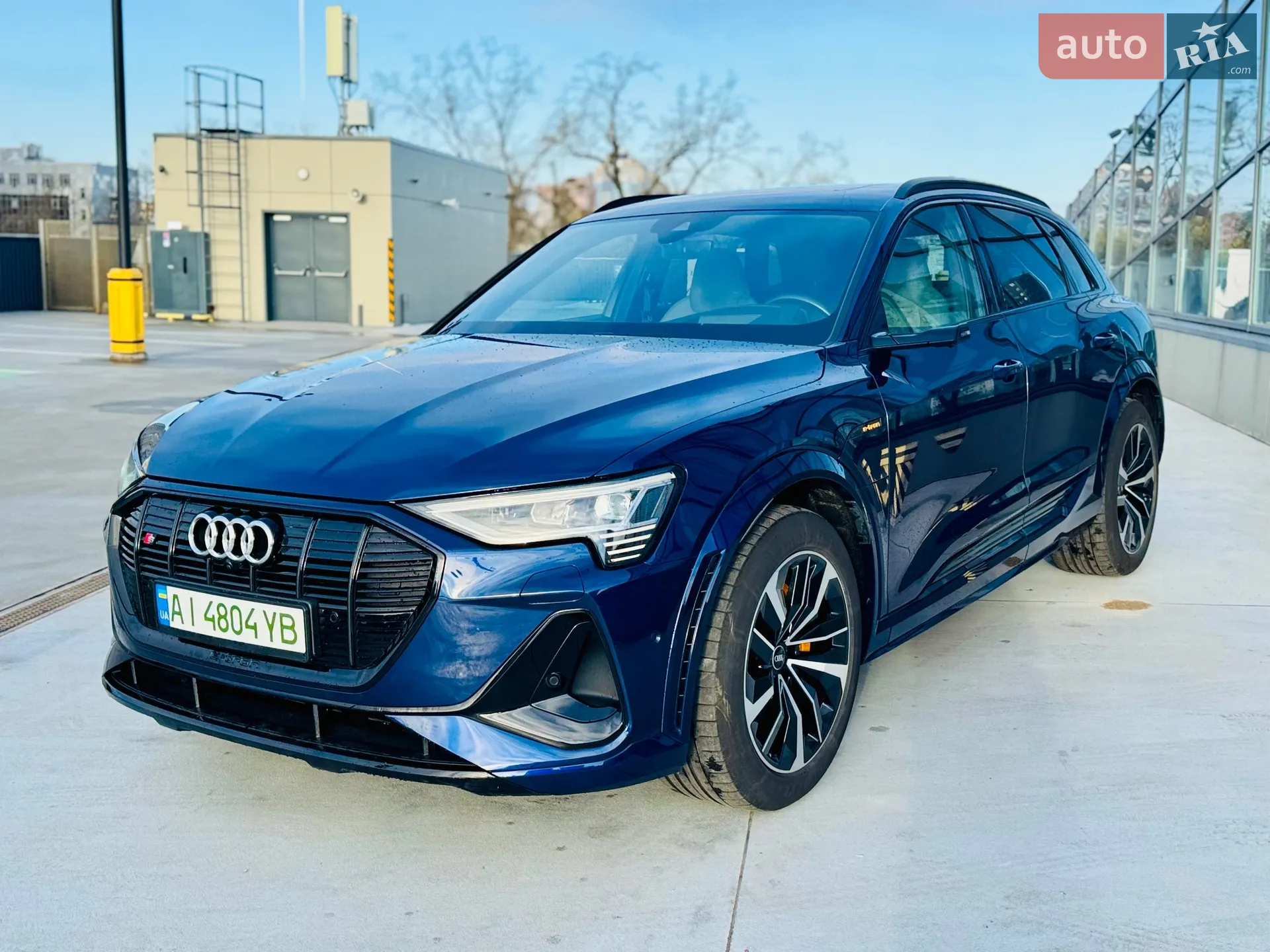 2022 Audi e-tron S - мініатюра 10