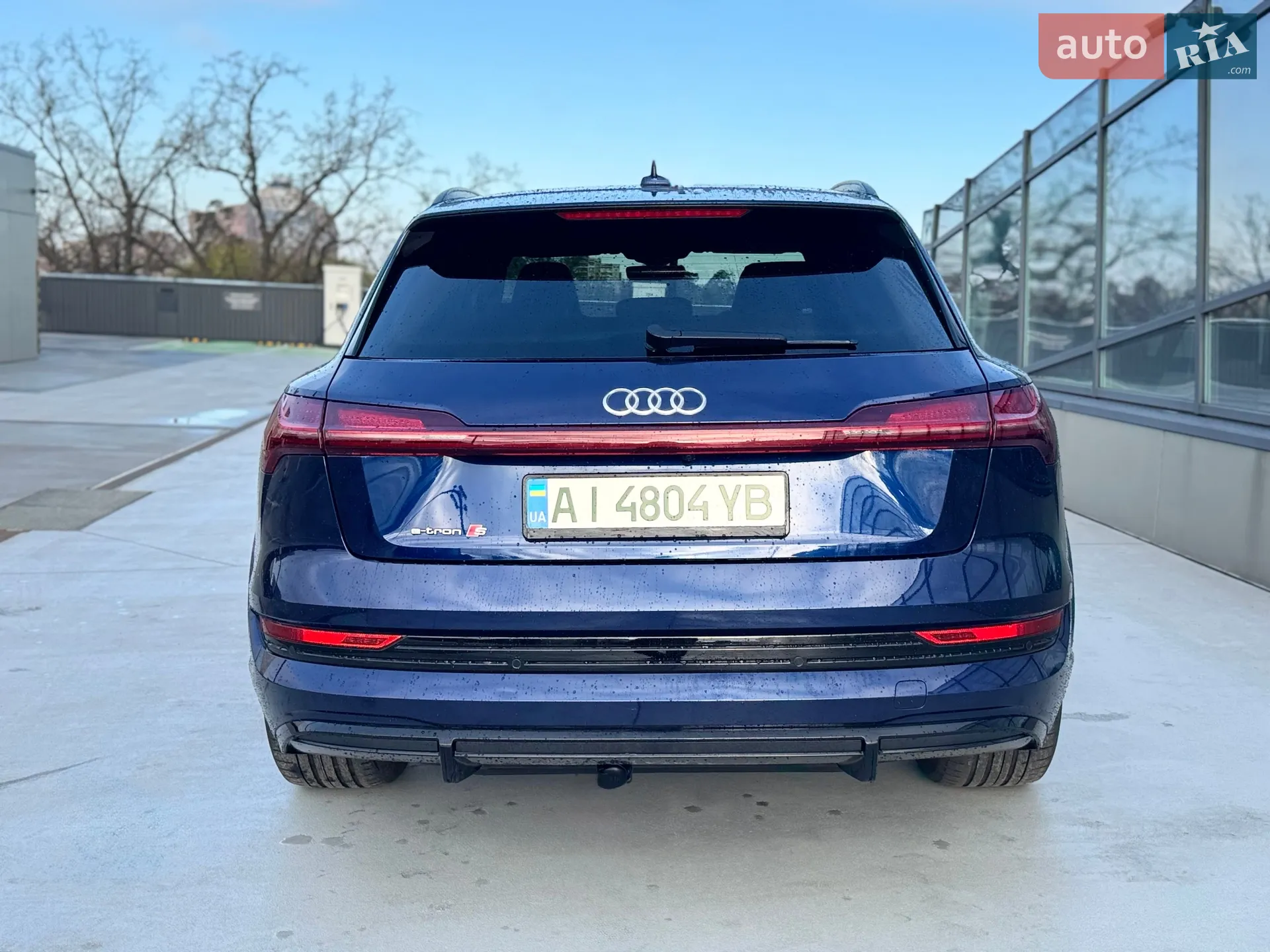 2022 Audi e-tron S - мініатюра 34