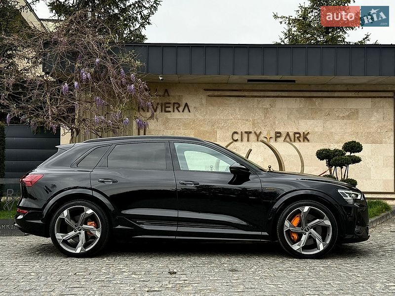 Внедорожник / Кроссовер Audi e-tron S 2022 в Львове фото 24 Внедорожник / Кроссовер Audi e-tron S 2022 в Львове