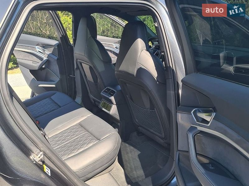 Внедорожник / Кроссовер Audi e-tron S 2022 в Днепре