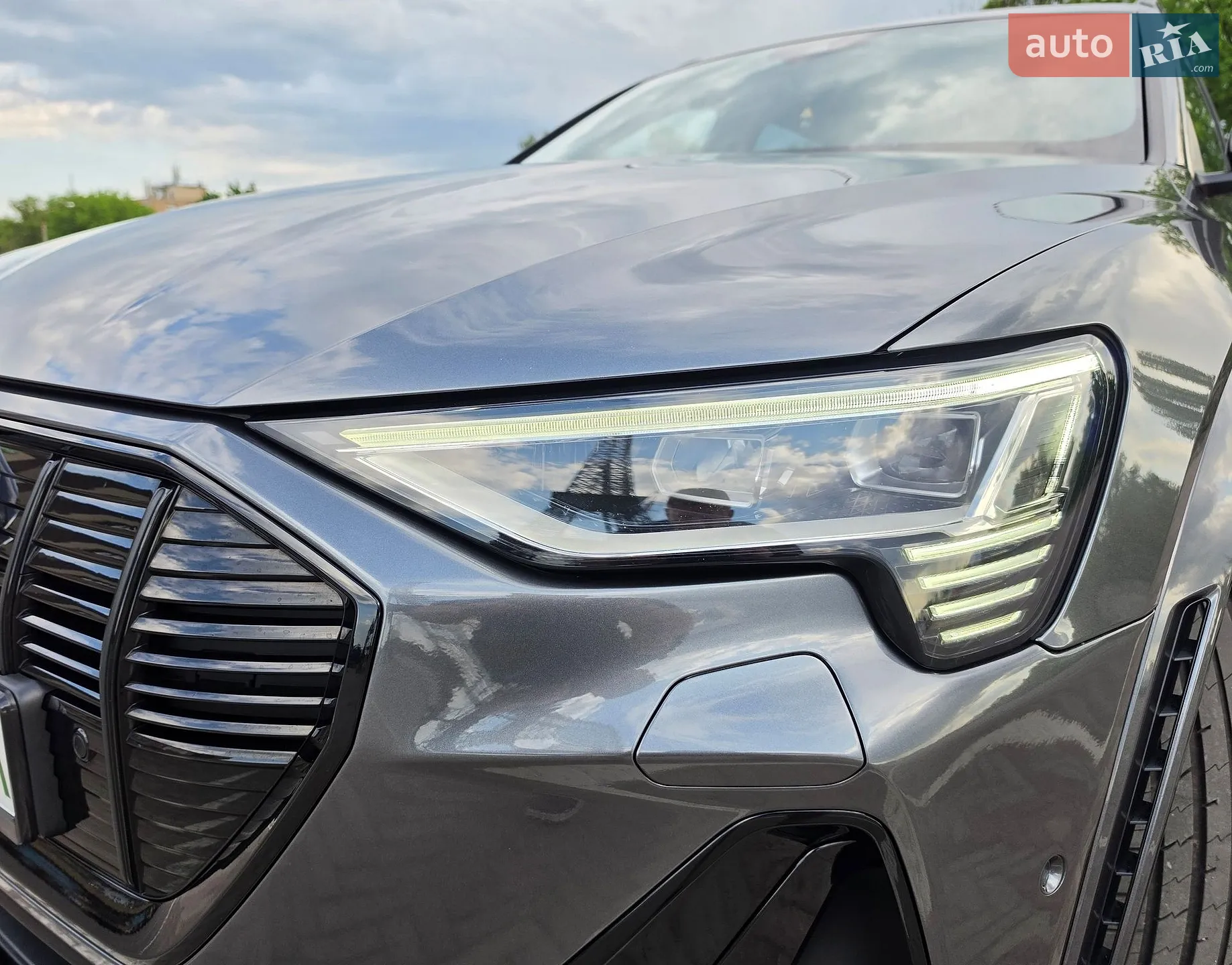 2020 Audi e-tron S - мініатюра 19