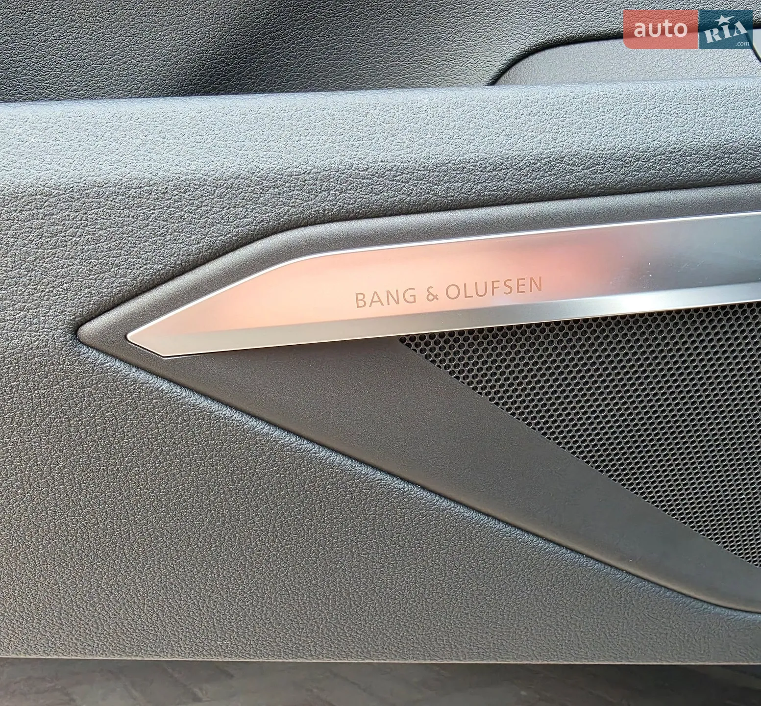 2020 Audi e-tron S - мініатюра 55