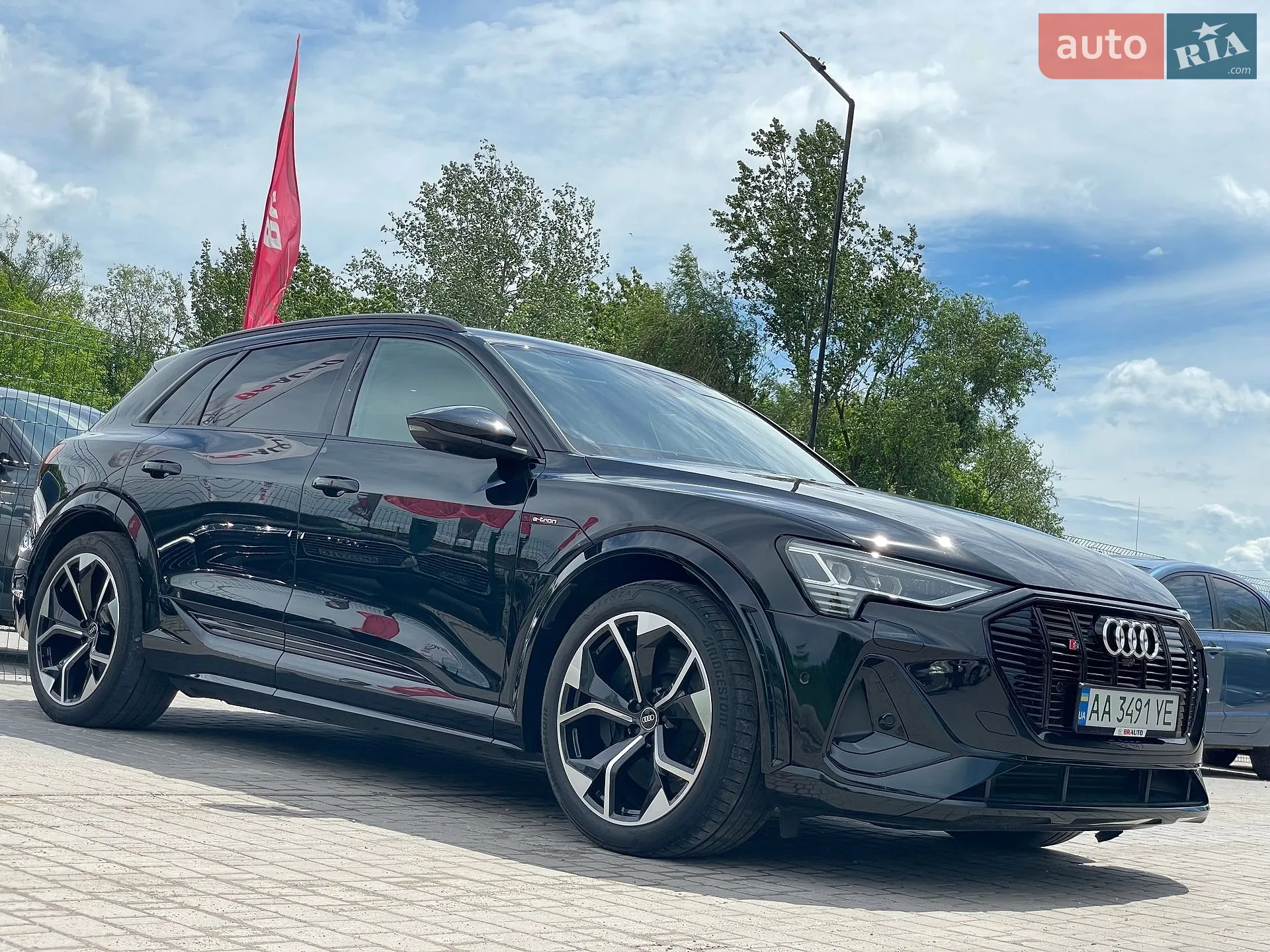 2022 Audi e-tron S - мініатюра 6