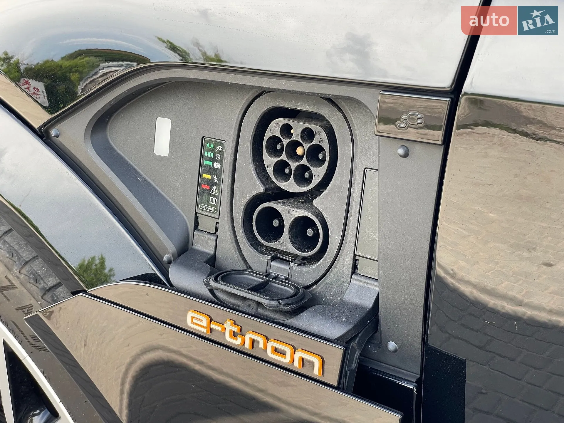 2022 Audi e-tron S - мініатюра 79