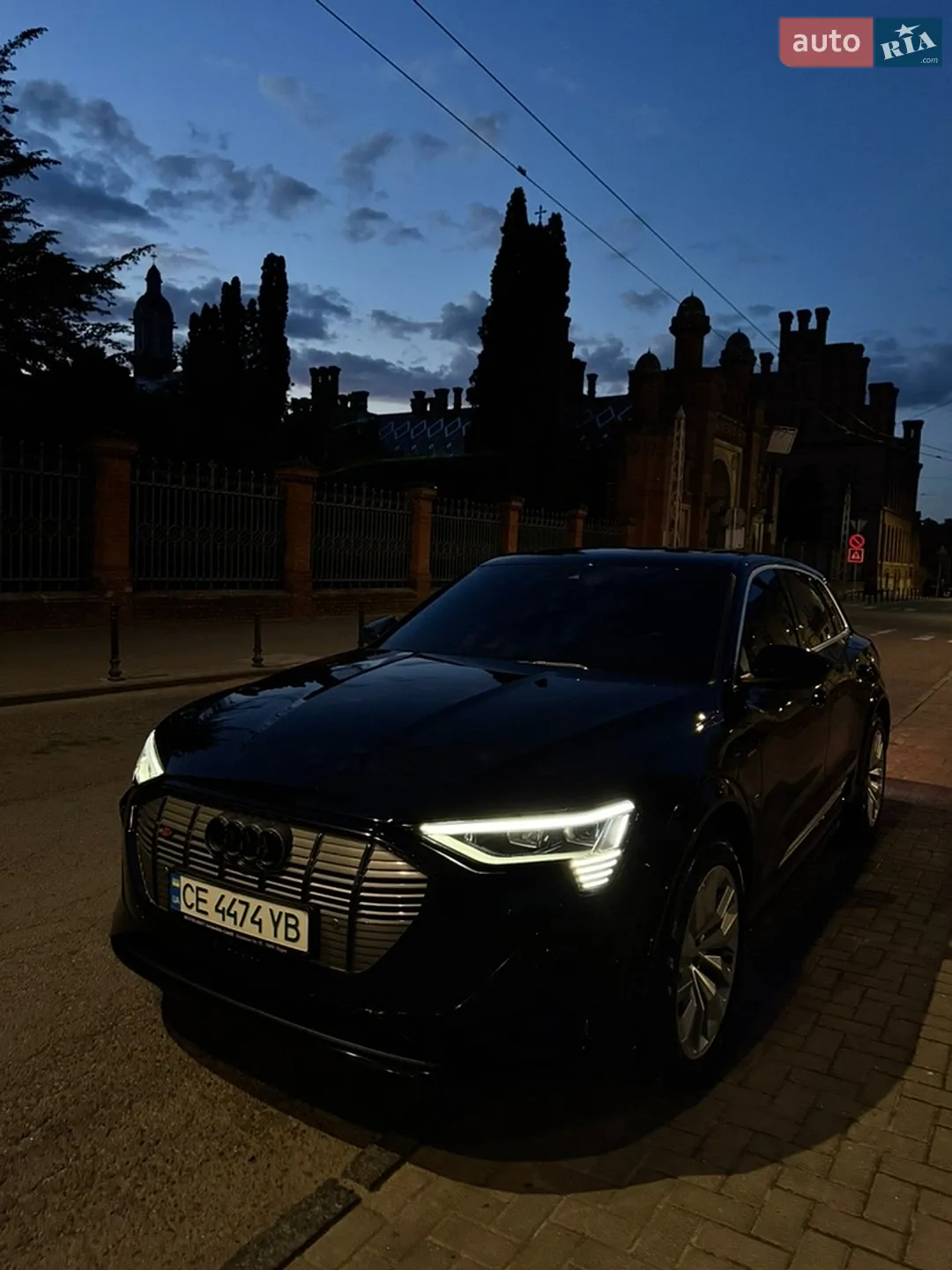 2021 Audi e-tron S - мініатюра 4