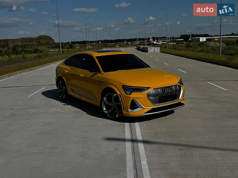 Audi e-tron S 2022