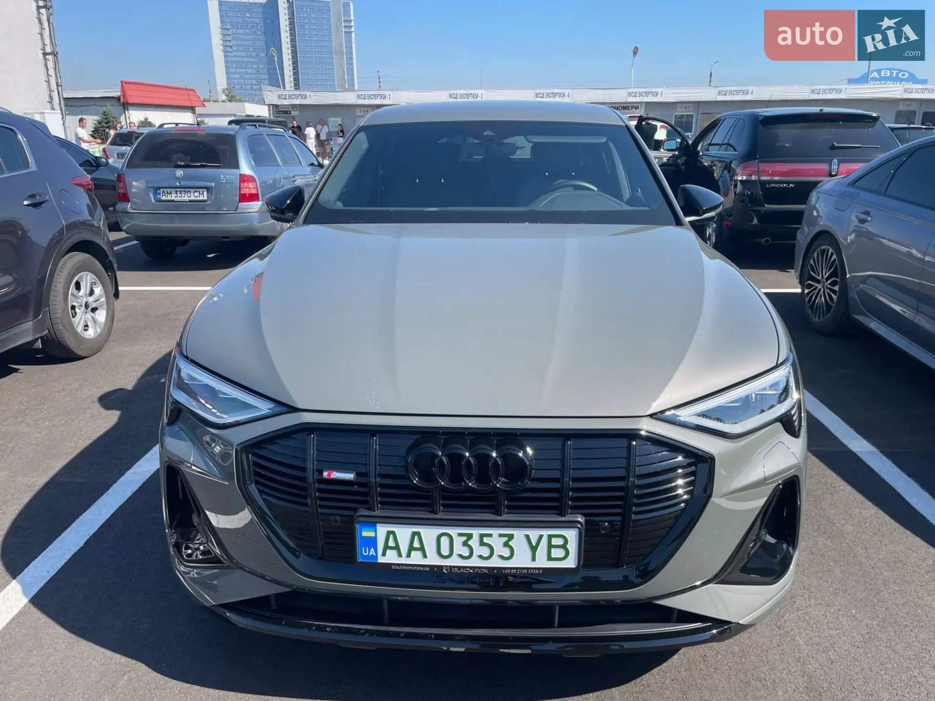 2022 Audi e-tron Sportback - мініатюра 2