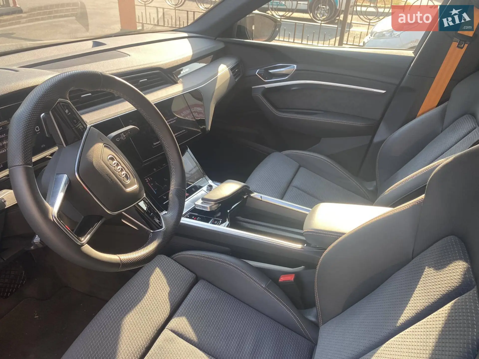 2022 Audi e-tron Sportback - мініатюра 5
