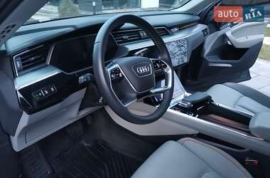 Внедорожник / Кроссовер Audi e-tron Sportback 2020 в 