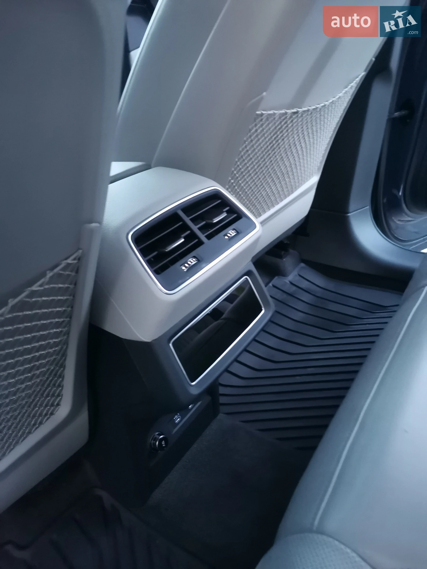 2020 Audi e-tron Sportback - мініатюра 46