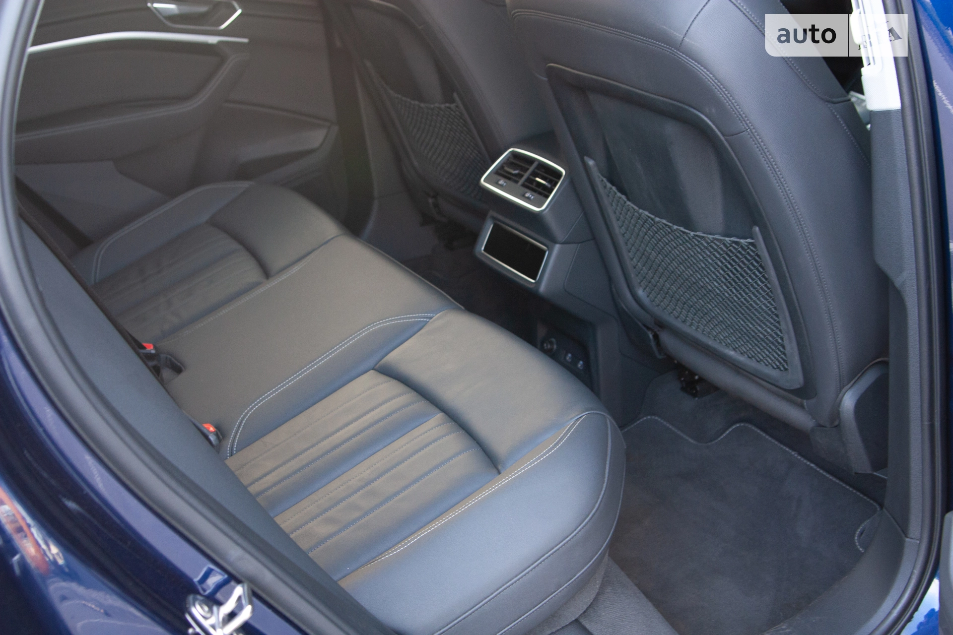 2021 Audi e-tron Sportback - мініатюра 24