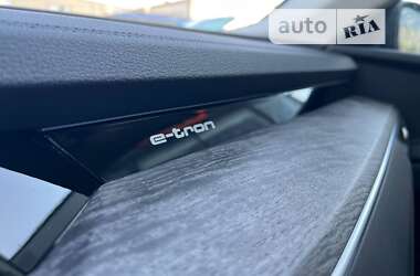 Позашляховик / Кросовер Audi e-tron Sportback 2021 в Запоріжжі