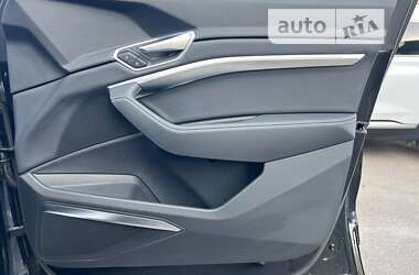 Позашляховик / Кросовер Audi e-tron Sportback 2021 в Запоріжжі
