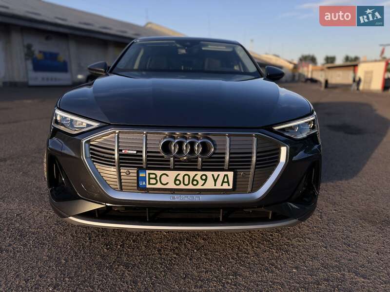 Позашляховик / Кросовер Audi e-tron Sportback 2020 в Львові