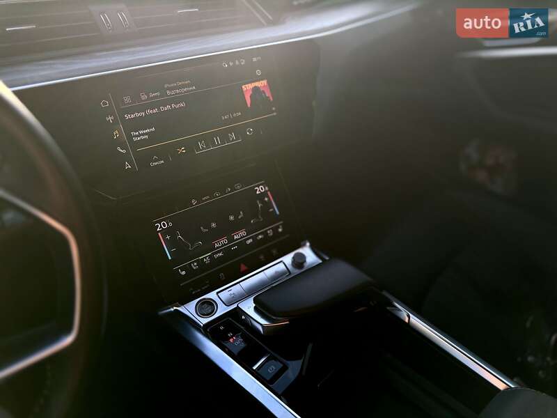 Позашляховик / Кросовер Audi e-tron Sportback 2020 в Львові