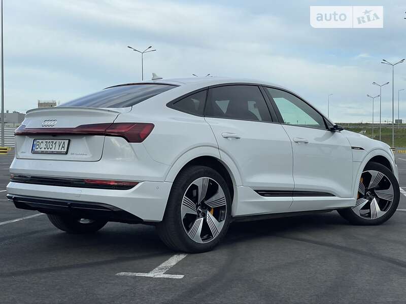 Позашляховик / Кросовер Audi e-tron Sportback 2020 в Львові