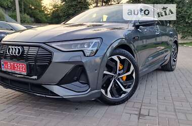 Позашляховик / Кросовер Audi e-tron Sportback 2022 в Тернополі