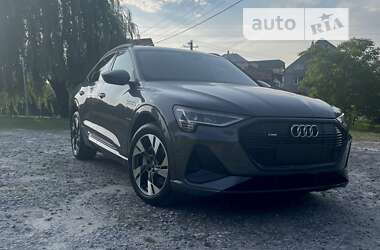 Позашляховик / Кросовер Audi e-tron Sportback 2021 в Львові