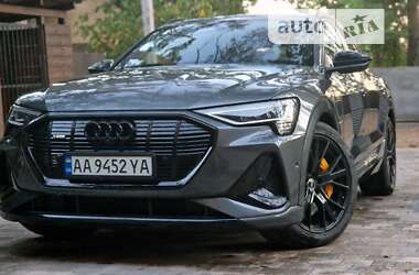 Позашляховик / Кросовер Audi e-tron Sportback 2022 в Ірпені