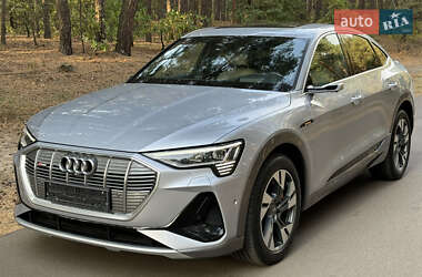 Внедорожник / Кроссовер Audi e-tron Sportback 2021 в 