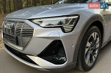 Внедорожник / Кроссовер Audi e-tron Sportback 2021 в 