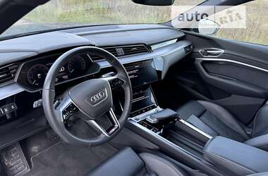 Позашляховик / Кросовер Audi e-tron Sportback 2021 в Луцьку