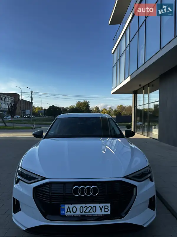 Audi e-tron Sportback 2021
