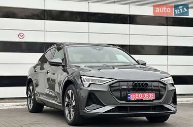 Позашляховик / Кросовер Audi e-tron Sportback 2021 в Рівному