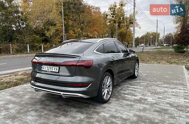 Позашляховик / Кросовер Audi e-tron Sportback 2020 в Києві