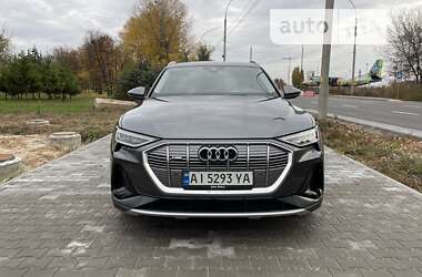 Позашляховик / Кросовер Audi e-tron Sportback 2020 в Києві