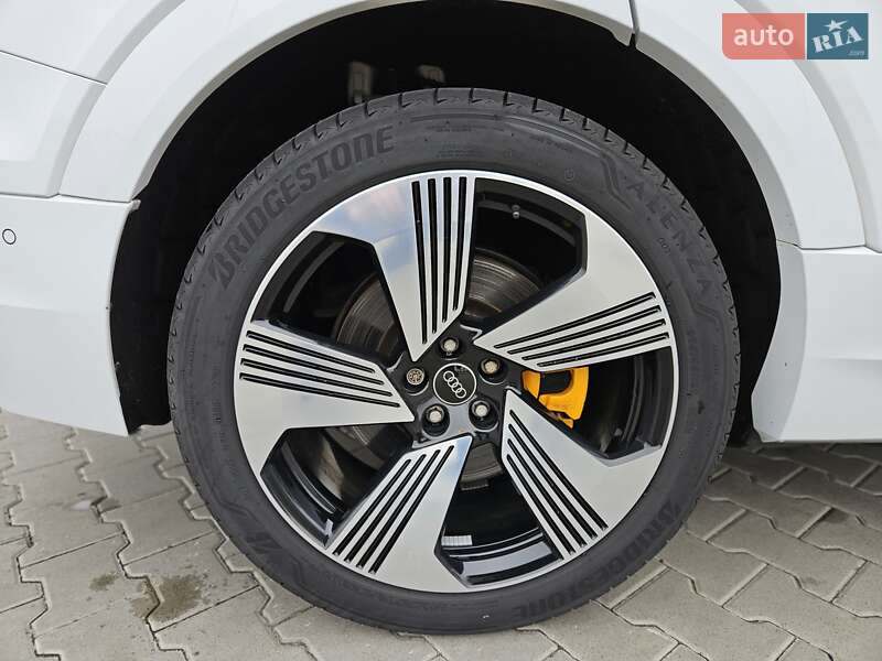 Внедорожник / Кроссовер Audi e-tron Sportback 2022 в Киеве