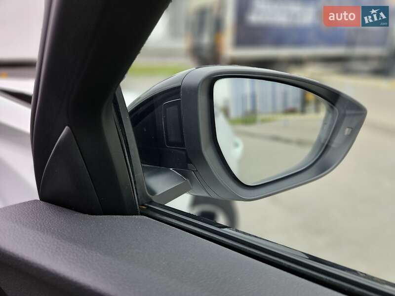 Внедорожник / Кроссовер Audi e-tron Sportback 2022 в Киеве