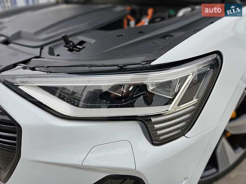 Внедорожник / Кроссовер Audi e-tron Sportback 2022 в Киеве