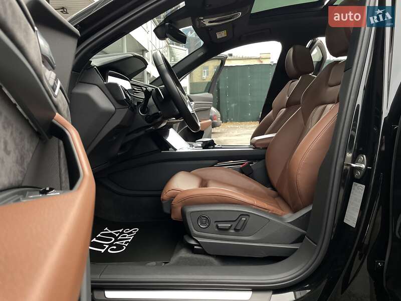 Позашляховик / Кросовер Audi e-tron Sportback 2021 в Києві