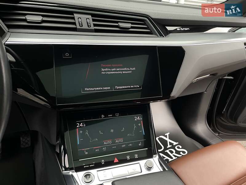 Позашляховик / Кросовер Audi e-tron Sportback 2021 в Києві