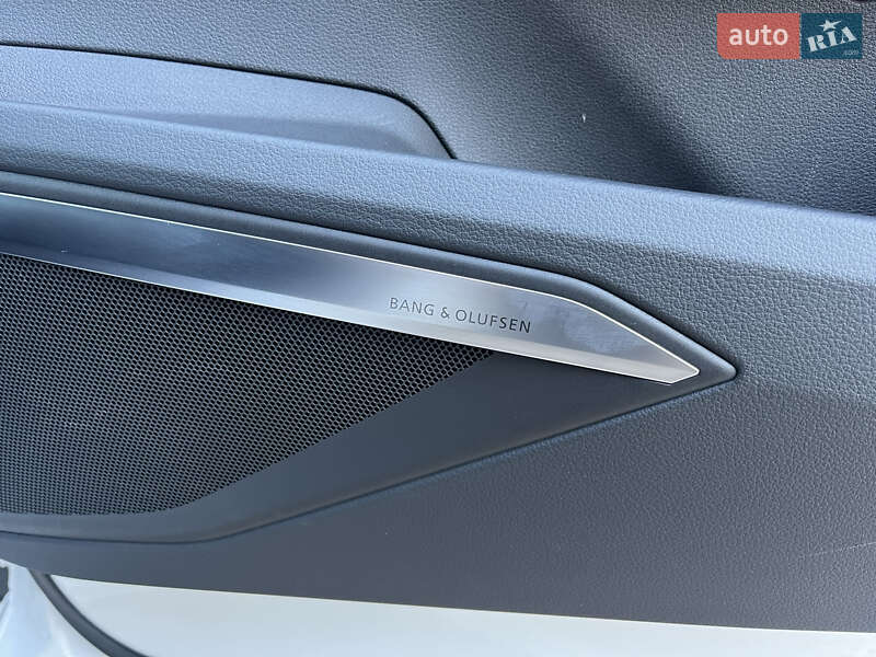 Внедорожник / Кроссовер Audi e-tron Sportback 2021 в Житомире
